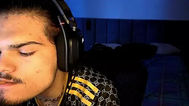 JordanShow on StripChat 