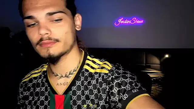 JordanShow on StripChat 