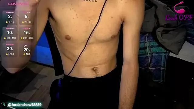 JordanShow on StripChat 
