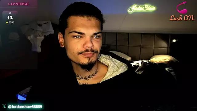 JordanShow on StripChat 