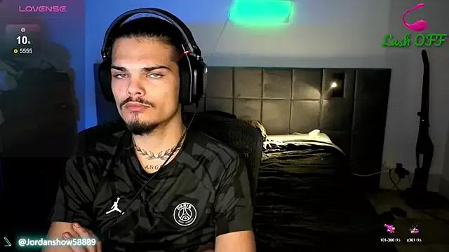 JordanShow on StripChat 