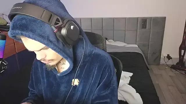 JordanShow on StripChat 