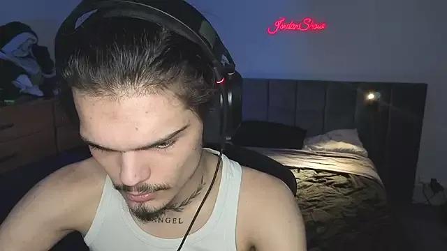 JordanShow on StripChat 
