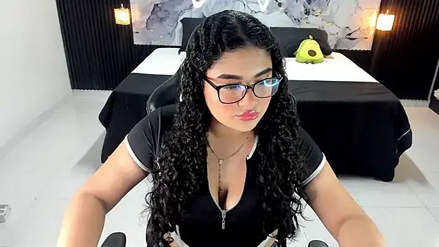 Karla18_ — blowjob with a lot of saliva !!!