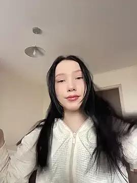 LeilaLow on StripChat 