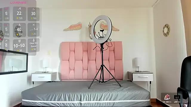 Little_Venus03 from StripChat is Freechat