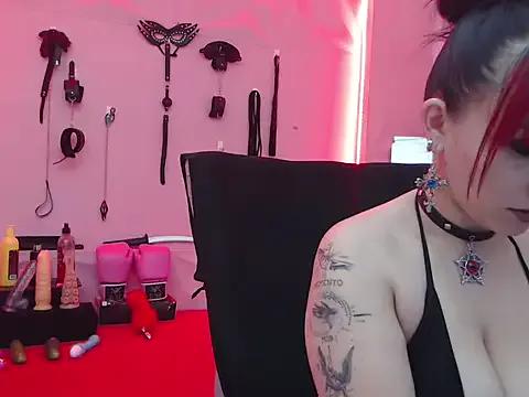 LucyHeartfiliaa on StripChat 