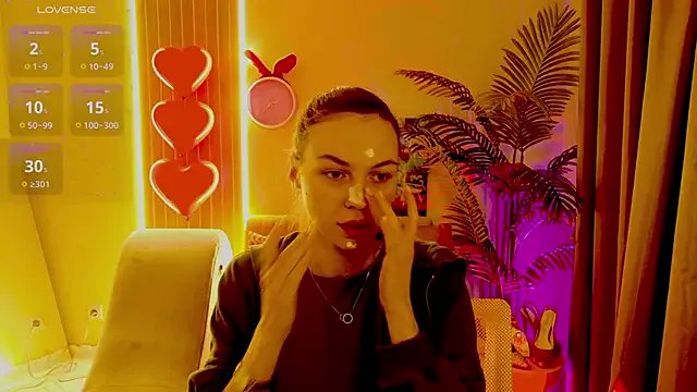 StripChat MaxinCarroll is Freechat MaxinCarroll — show legs