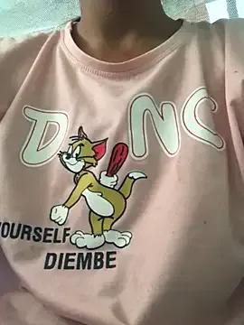 onip4 on StripChat 