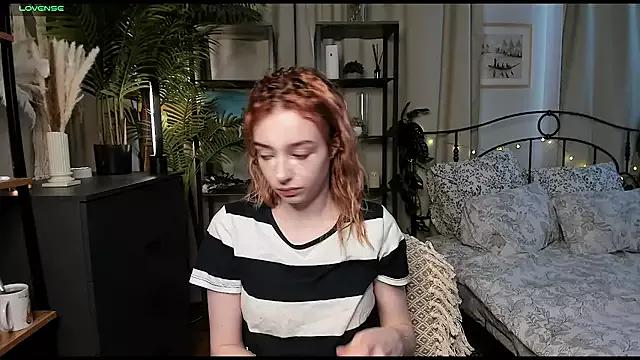 PeggyDrake on StripChat 