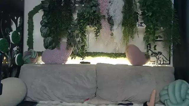 scyrim2 on StripChat 
