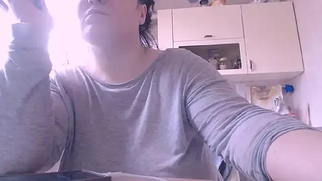 SoftLia on StripChat 