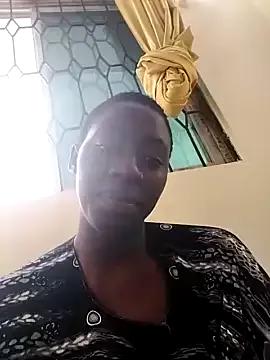 SquirtQueen16 on StripChat 
