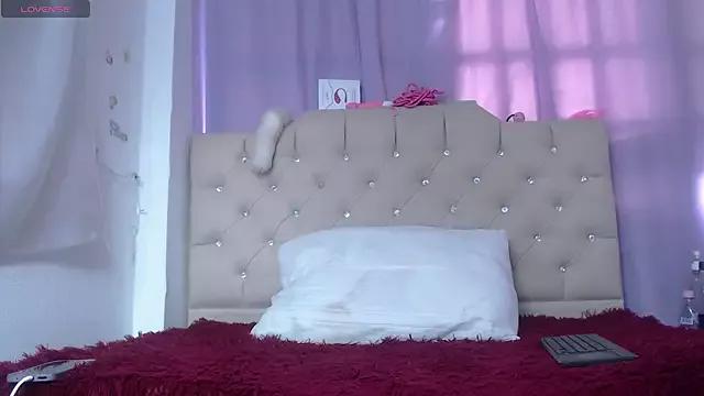 Tammyy_Brown from StripChat is Freechat