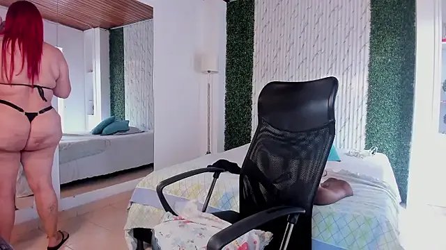 victoria_mooree — 5 fingers pussy creamy