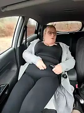 winniess40 — Je me doigte la chatte 