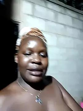 Xtra_bootie on StripChat 
