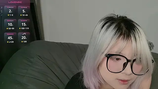 Yu_UwU_ — Freechat on StripChat